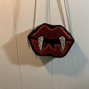 Betsey Johnson vamp crossbody bag gold chain sparkly